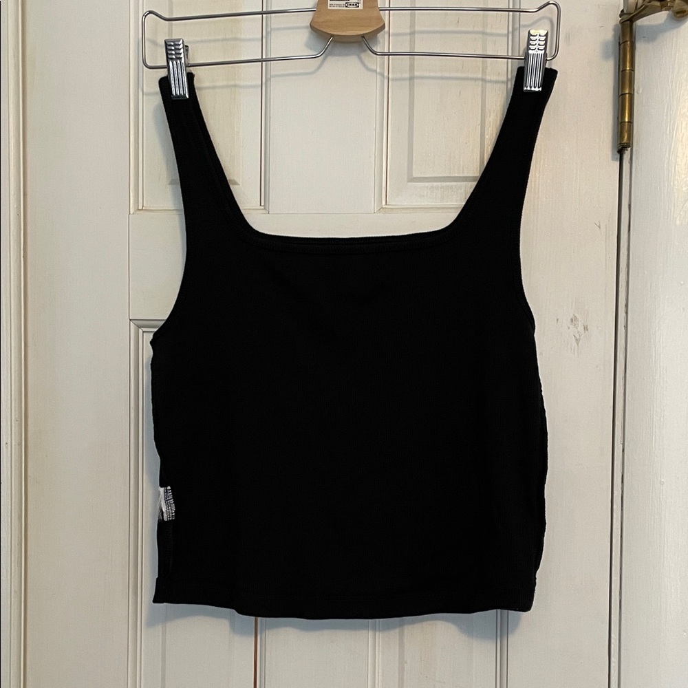 Old Navy Black Women's Crop Top